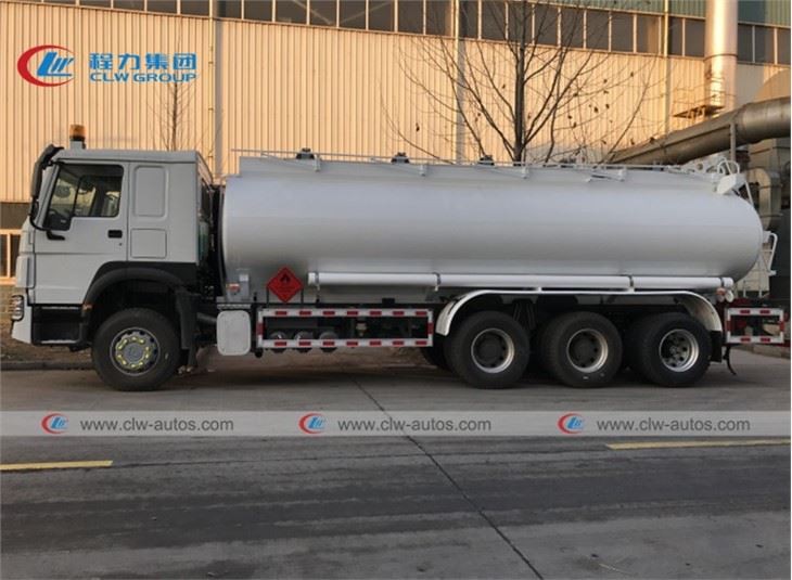 HOWO 8x6 20000Liters Oil Tanker Truck