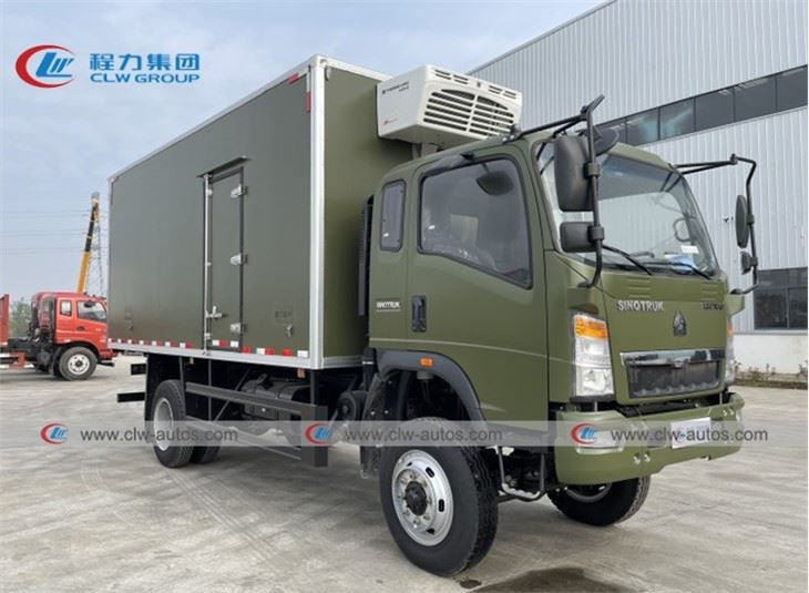 HOWO All Wheel Drive 5Tons Refrigerated Truck