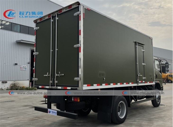 HOWO All Wheel Drive 5Tons Refrigerated Truck