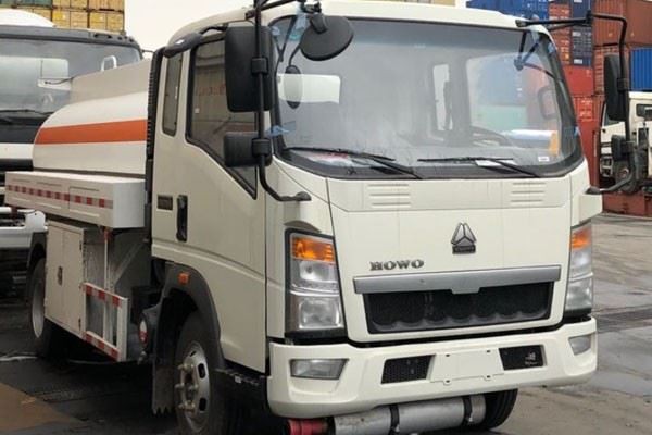 HOWO Carbon Steel Fuel Dispenser Truck