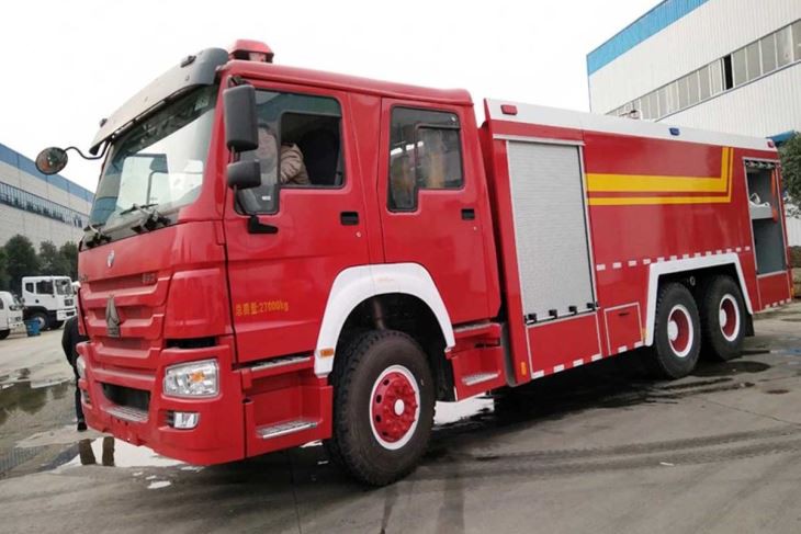 HOWO Foam Fire Truck
