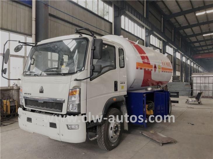HOWO 5MT LPG Bobtail Truck