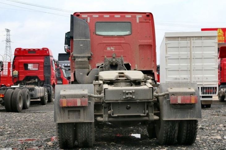 HOWO Used Tractor Truck