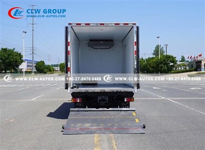 ISUZU 16cbm Refrigerated Van Truck With Hydraulic Tailplate