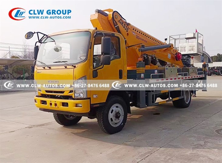 ISUZU 4X4 38Meters Telescopic Boom Lift Truck