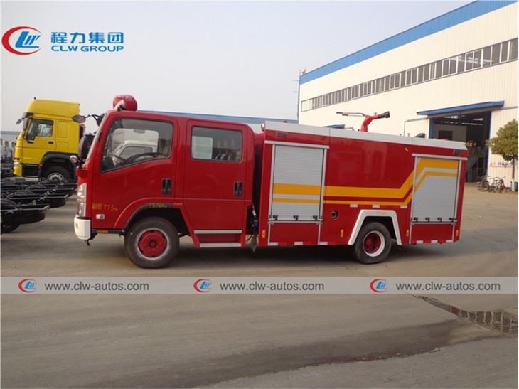 ISUZU ELF 3cbm Foam Tank Fire Fighting Truck