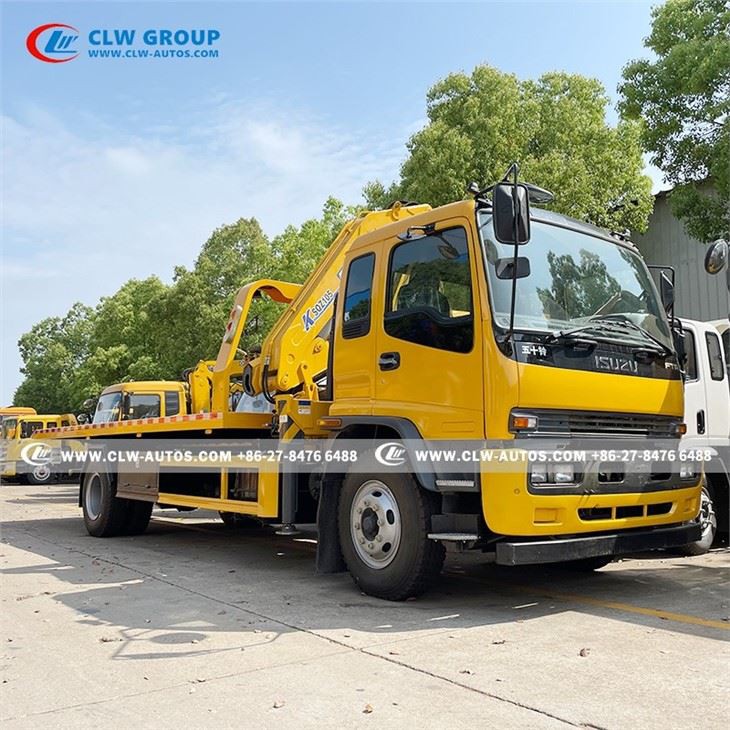 ISUZU FTR 8 Tons Tilt Tray Wrecker Truck With 5 Tons Crane