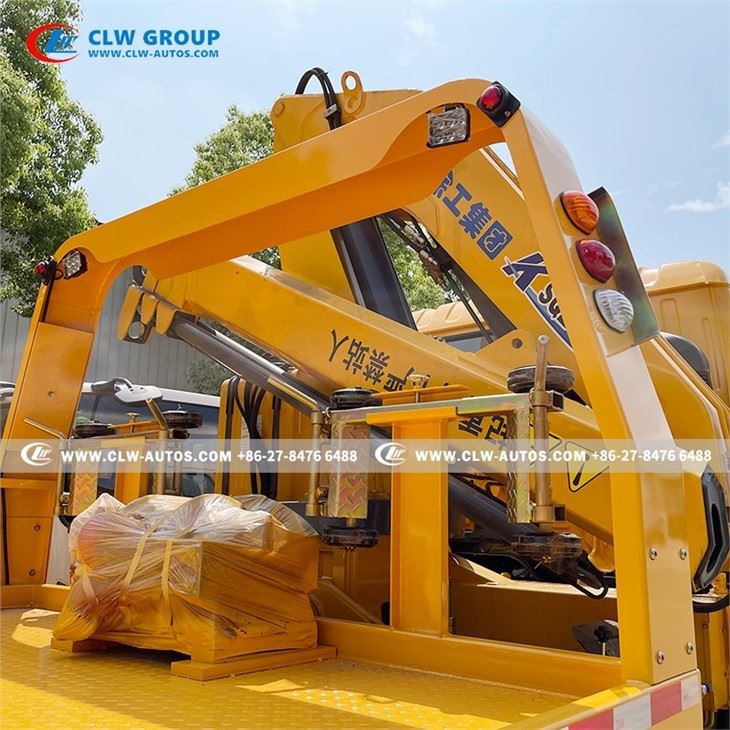 ISUZU FTR 8 Tons Tilt Tray Wrecker Truck With 5 Tons Crane