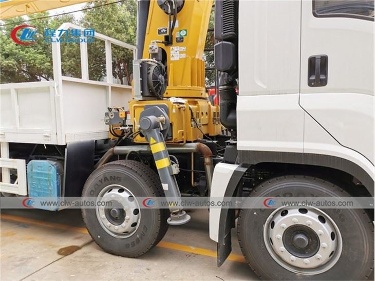 ISUZU GIGA 16TON Knuckle Folded Arm XCMG Crane Truck
