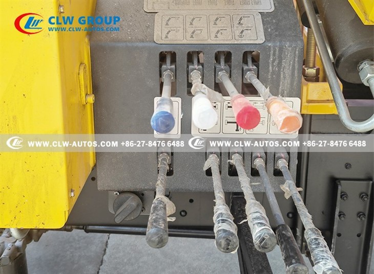 ISUZU GIGA 8Tons Crane Truck