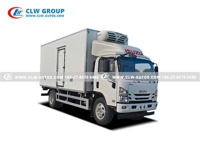 2.ISUZU 4X2 Reefer Truck