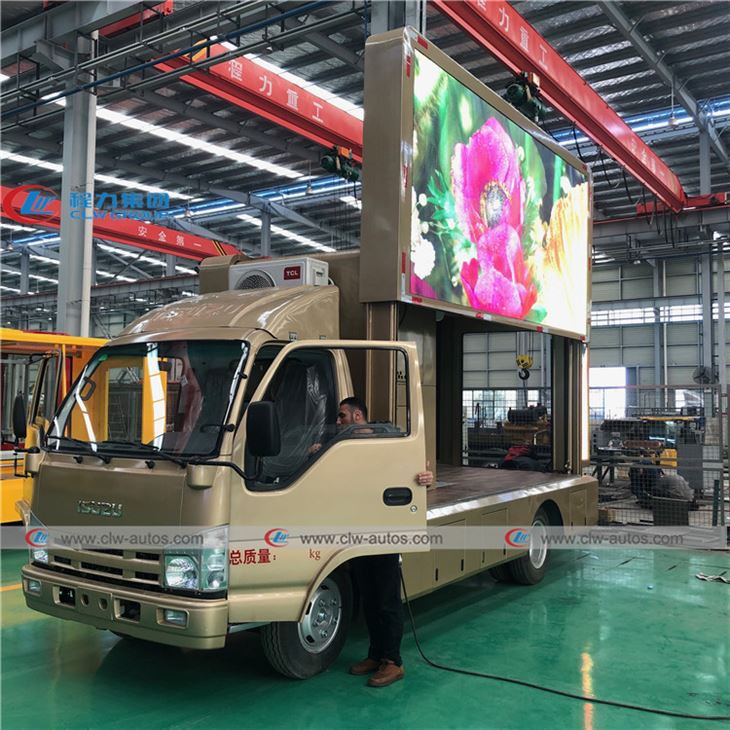 ISUZU P4 Led Screen Billboard Truck