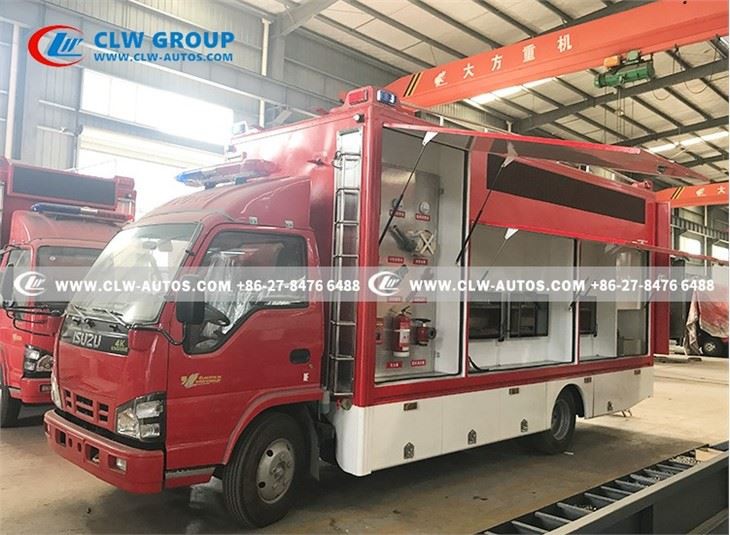 ISUZU P5 Waterproof Mobile LED Digital Billboard Advertising Truck