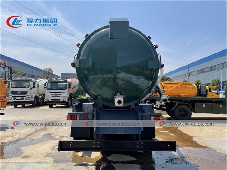 ISUZU Vacuum Sludge Pumper Truck 10Tons 10,000L