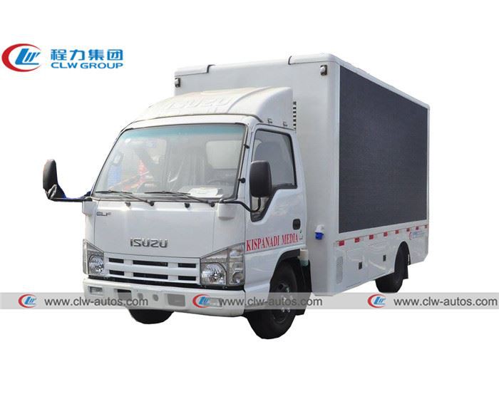Japan Brand ISUZU P6 Display LED Billboard Truck
