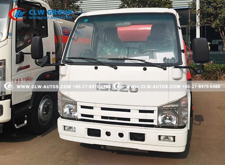 Japanese Isuzu Mobile Fueling Truck