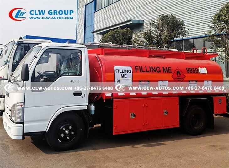 Japanese Isuzu Mobile Fueling Truck