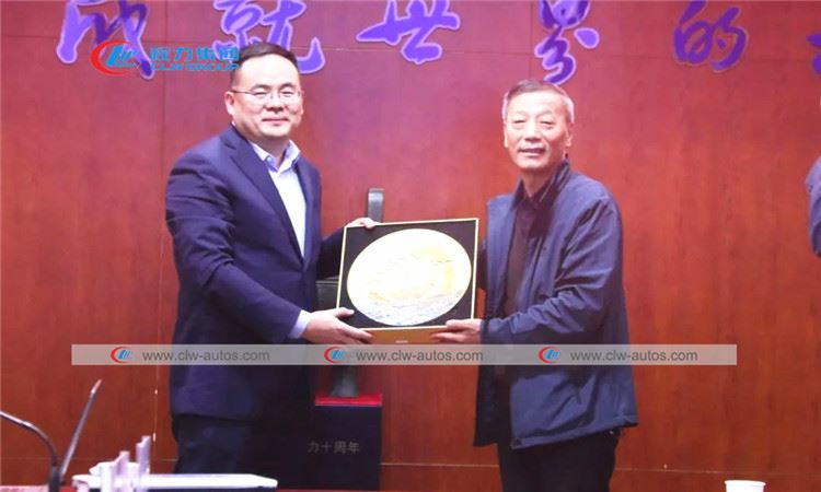 President Of Foton International Visited CLW Group