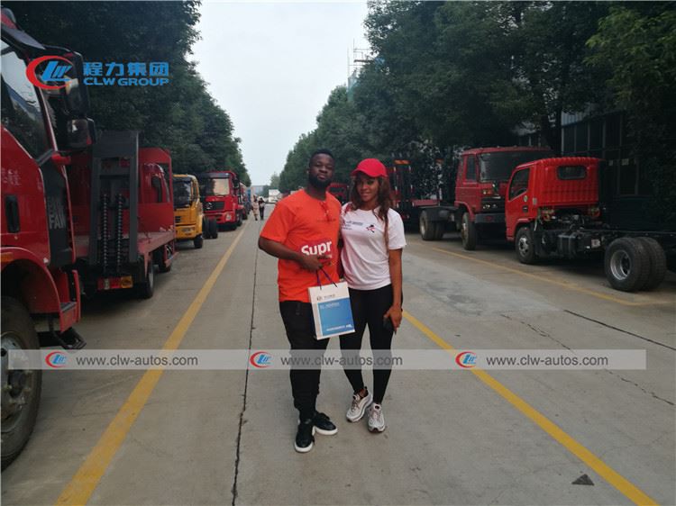 【Oct.2017】Congo Customer Visited CLW Group For LED Advertising Truck