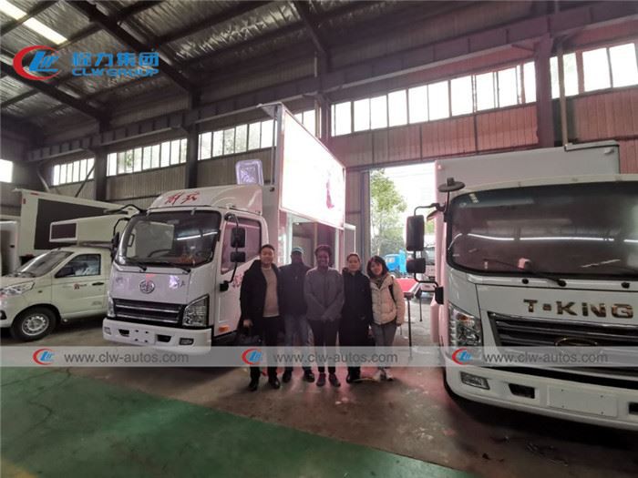 【Dec 24 Th, 2019】Uganda Customer Visit For LED Billboard Truck