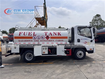 Chengli FAW 4X2 6,000L Fuel Tanker Sets Sail for Nigeria’s Energy Sector