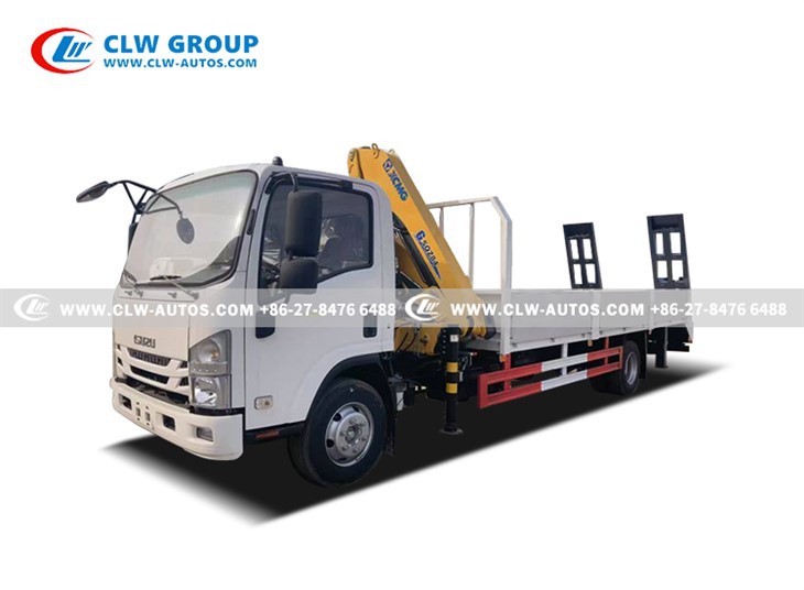 NPR Flatbed Truck With 4Ton Crane
