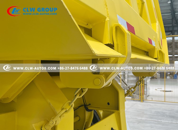 China 4 Axles 60 Tons Rear Dump Tipper Trailer For Sale 1
