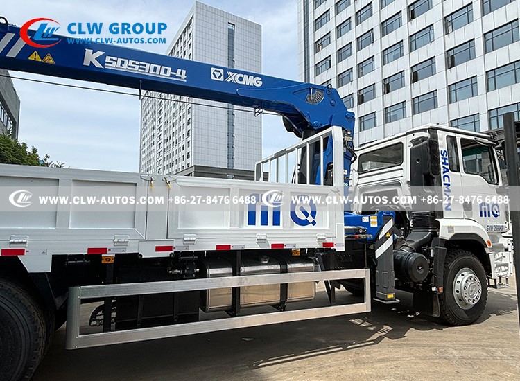 Shacman 6X4 12Tons Straight Crane Truck 4