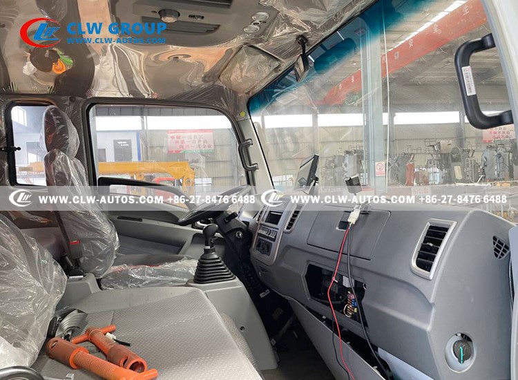 Sinotruk HOWO 10cbm Sewage Vacuum Truck 11