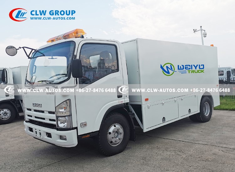 CAFU FUEL TRUCK REFUELING ISUZU 2 CAFU FUEL TRUCK REFUELING ISUZU 2
