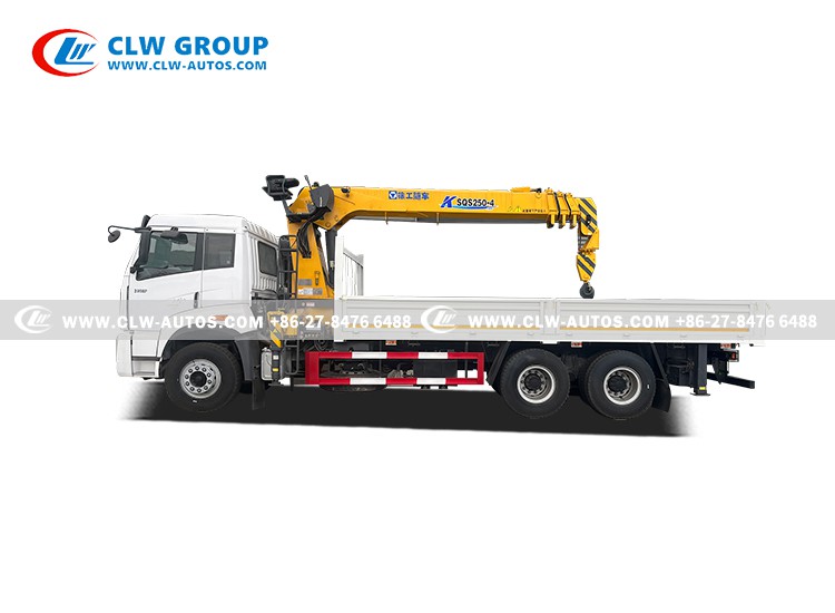 FAW J5P 10 Tons Crane Truck 3