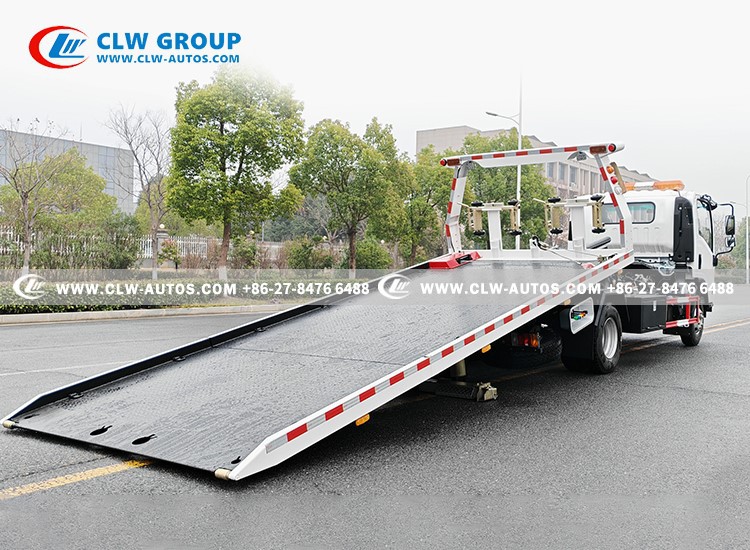 8ISUZU 4x2 flatbed tow truck 8ISUZU 4x2 flatbed tow truck