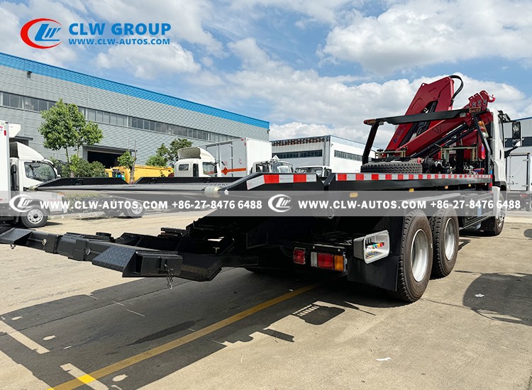 5isuzu 6x4 recovery truck with crane