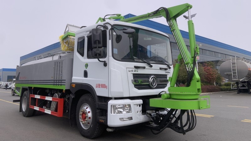 Cleaning Truck 1