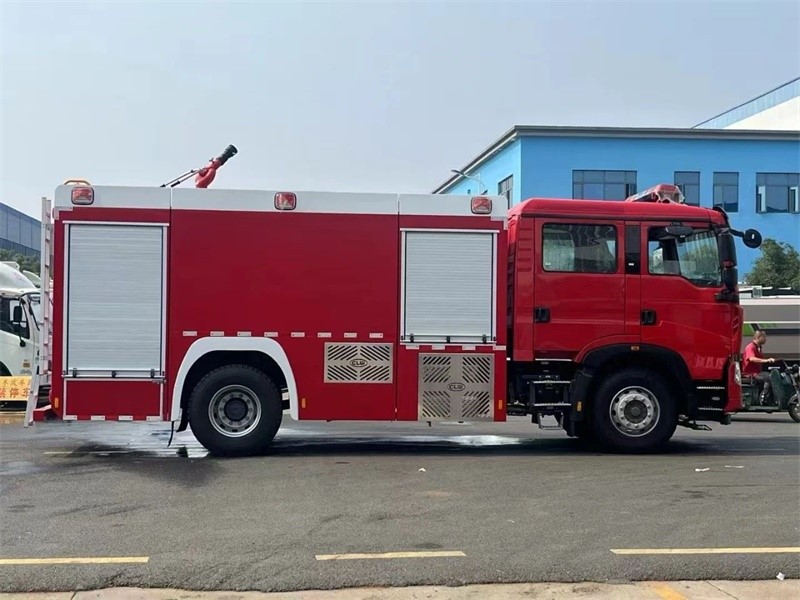 foam fire truck 3