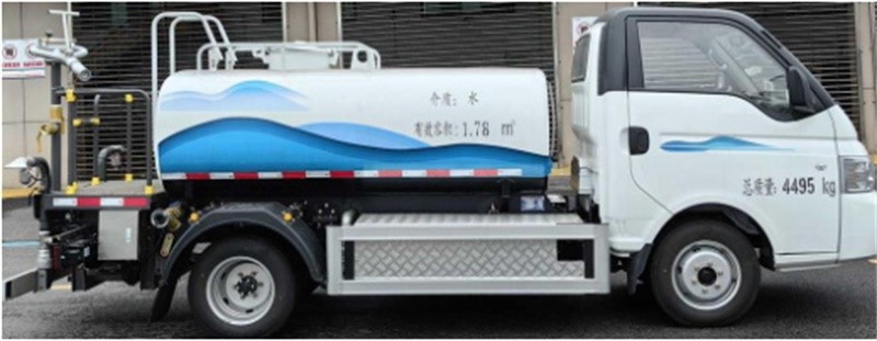 Water Sprinkler Truck 4