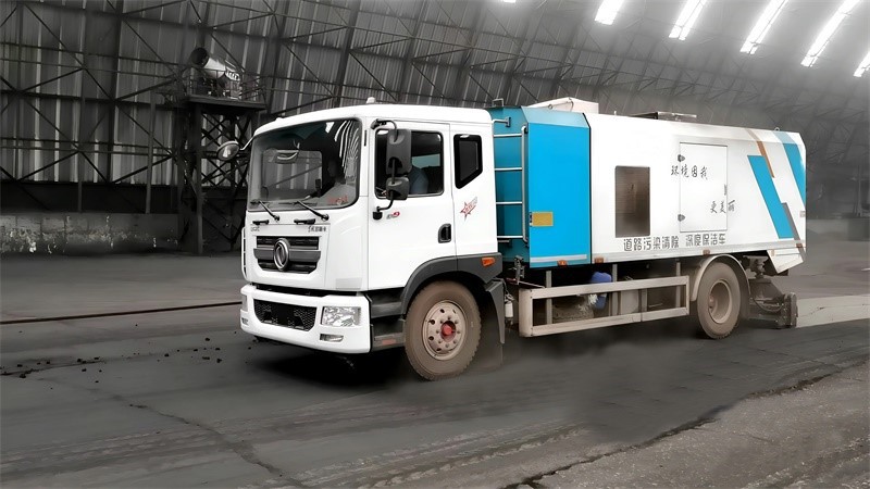 Dust Suction Truck