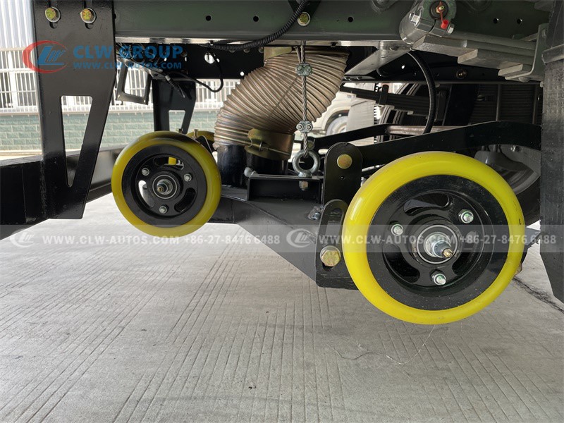 Industrial Road Sweeper