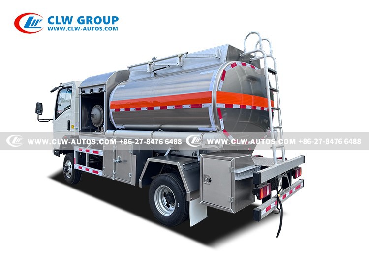 4x4 helicopter refueling truck