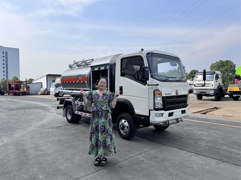 Mobile fueling station
