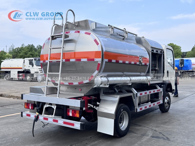 Fuel carrier truck