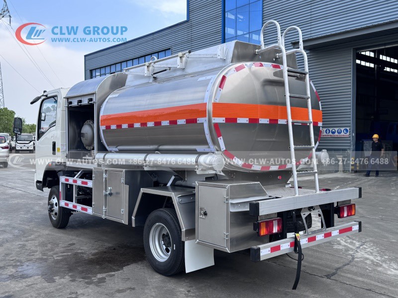 refueling truck