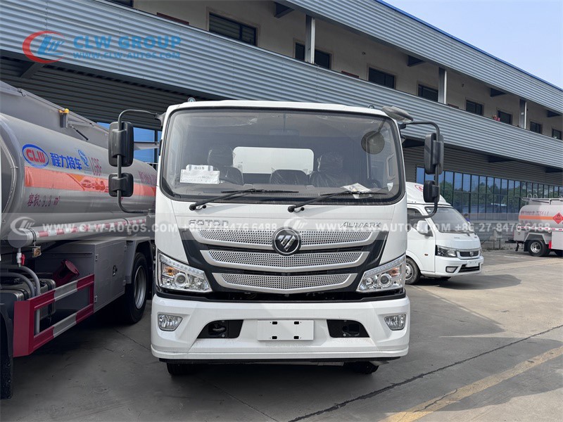 Fuel transport truck