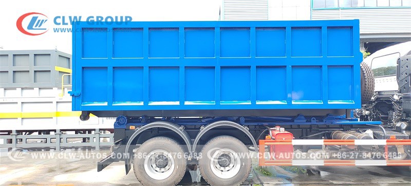 Roll-off Hoist Truck