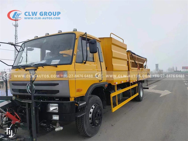 Snow-Clearing Vehicle
