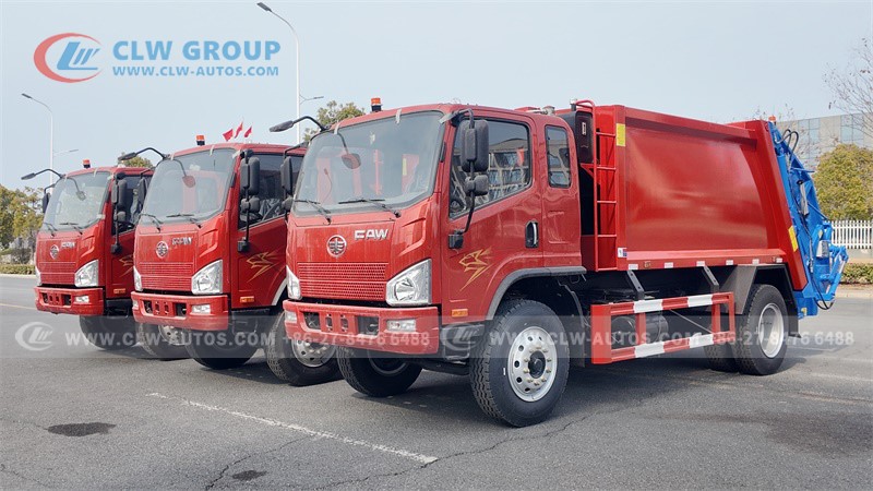 Refuse Compactor Truck