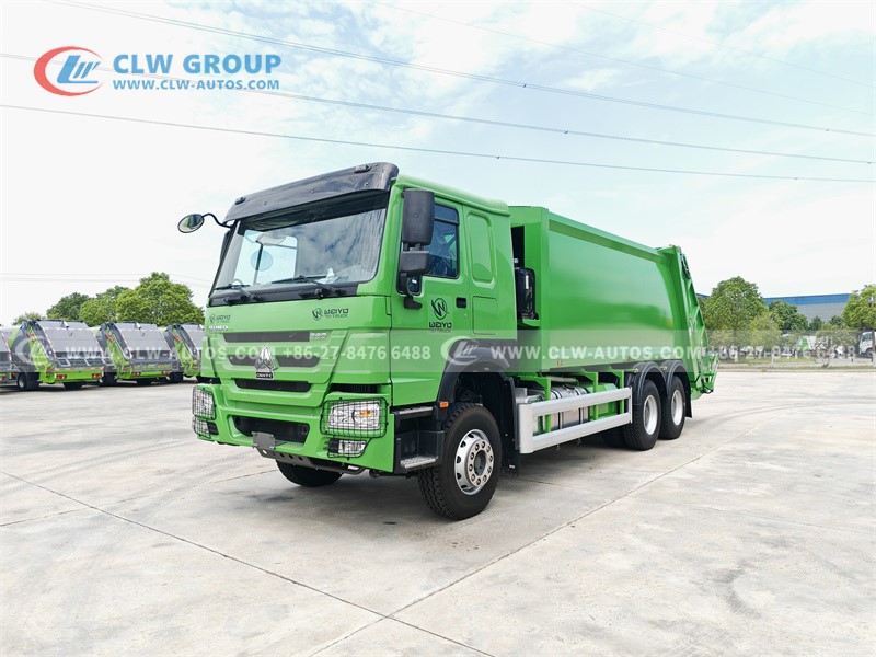 Garbage Compactor Truck