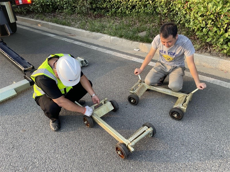 Flatbed Tow Truck