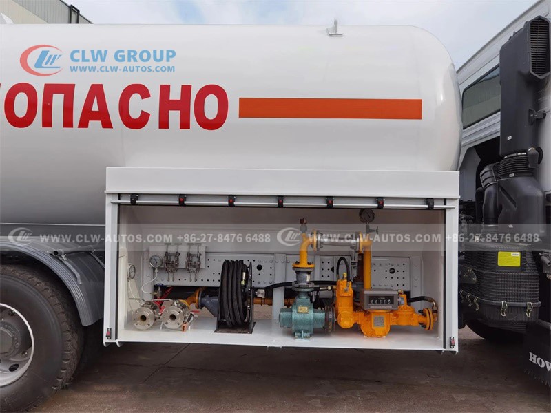 LPG Cylinder Filling Truck
