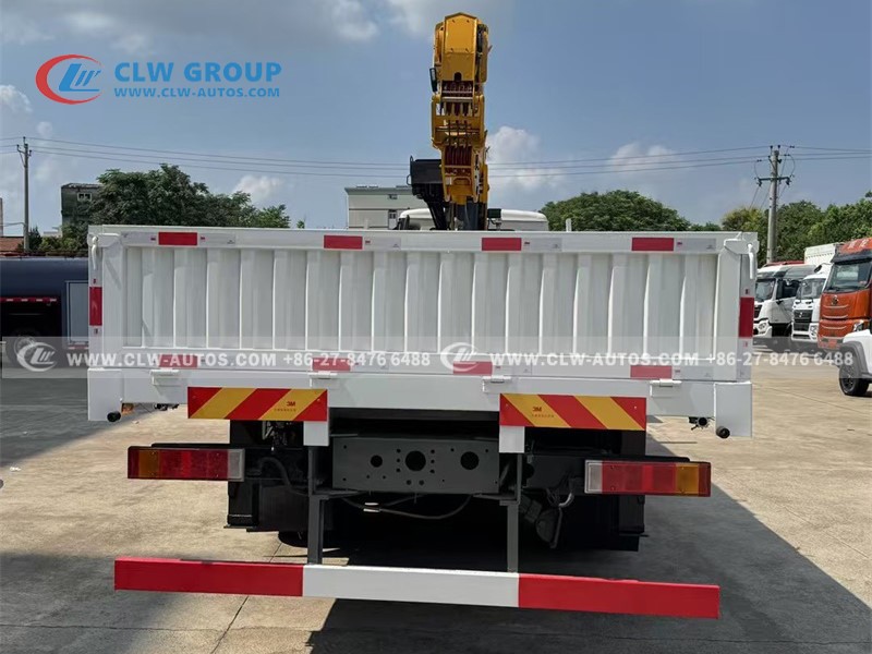 Truck-mounted Crane